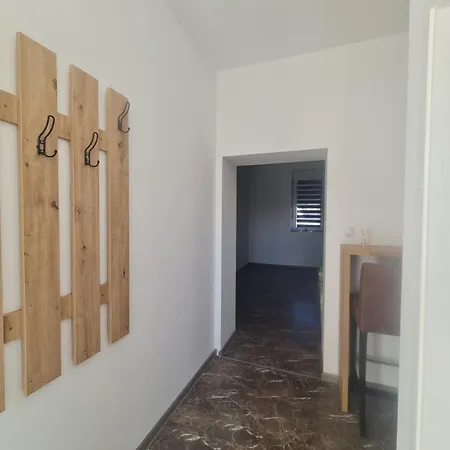 Smestaj Kod Lazarice Sid Apartman *