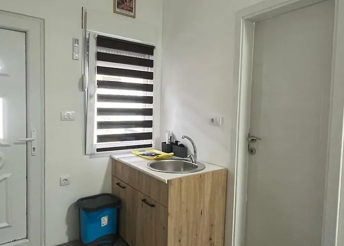 Smestaj Kod Lazarice Sid Sid