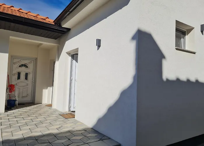 Smestaj Kod Lazarice Sid Apartman